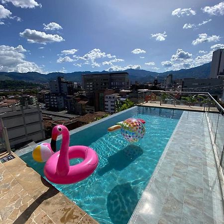 Apartahotel Medellin Ngoại thất bức ảnh