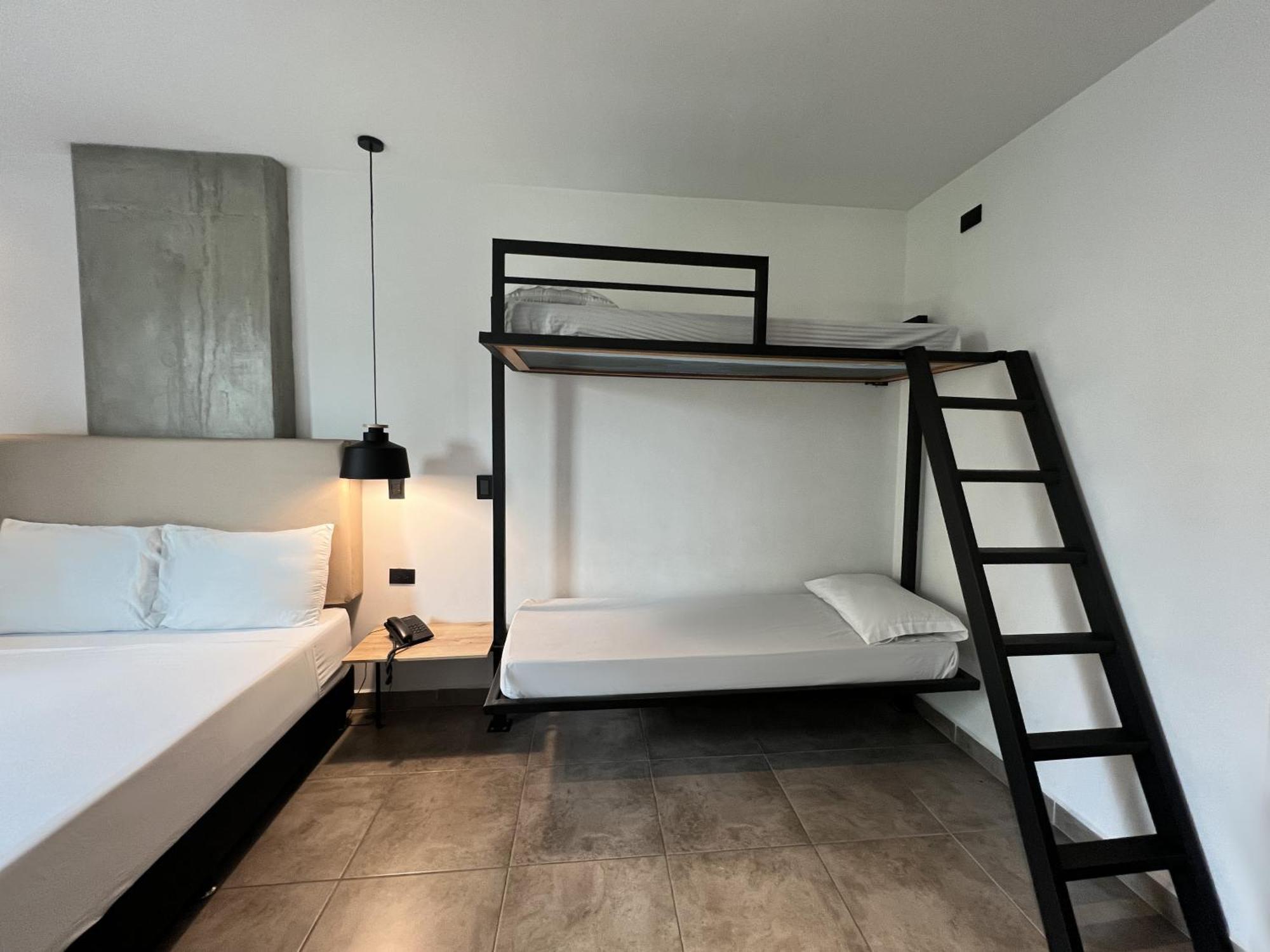 Apartahotel Medellin Ngoại thất bức ảnh