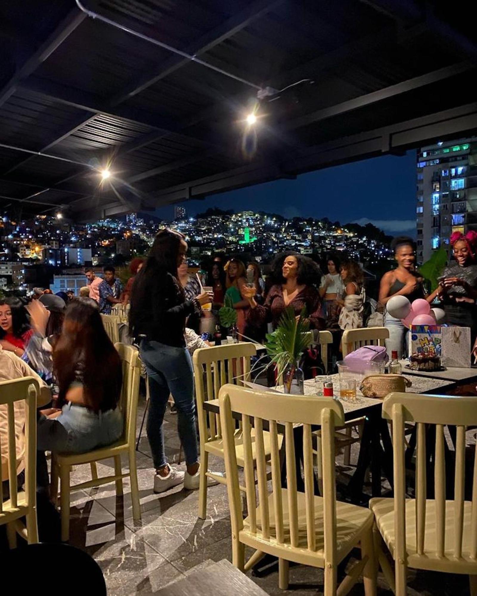 Apartahotel Medellin Ngoại thất bức ảnh