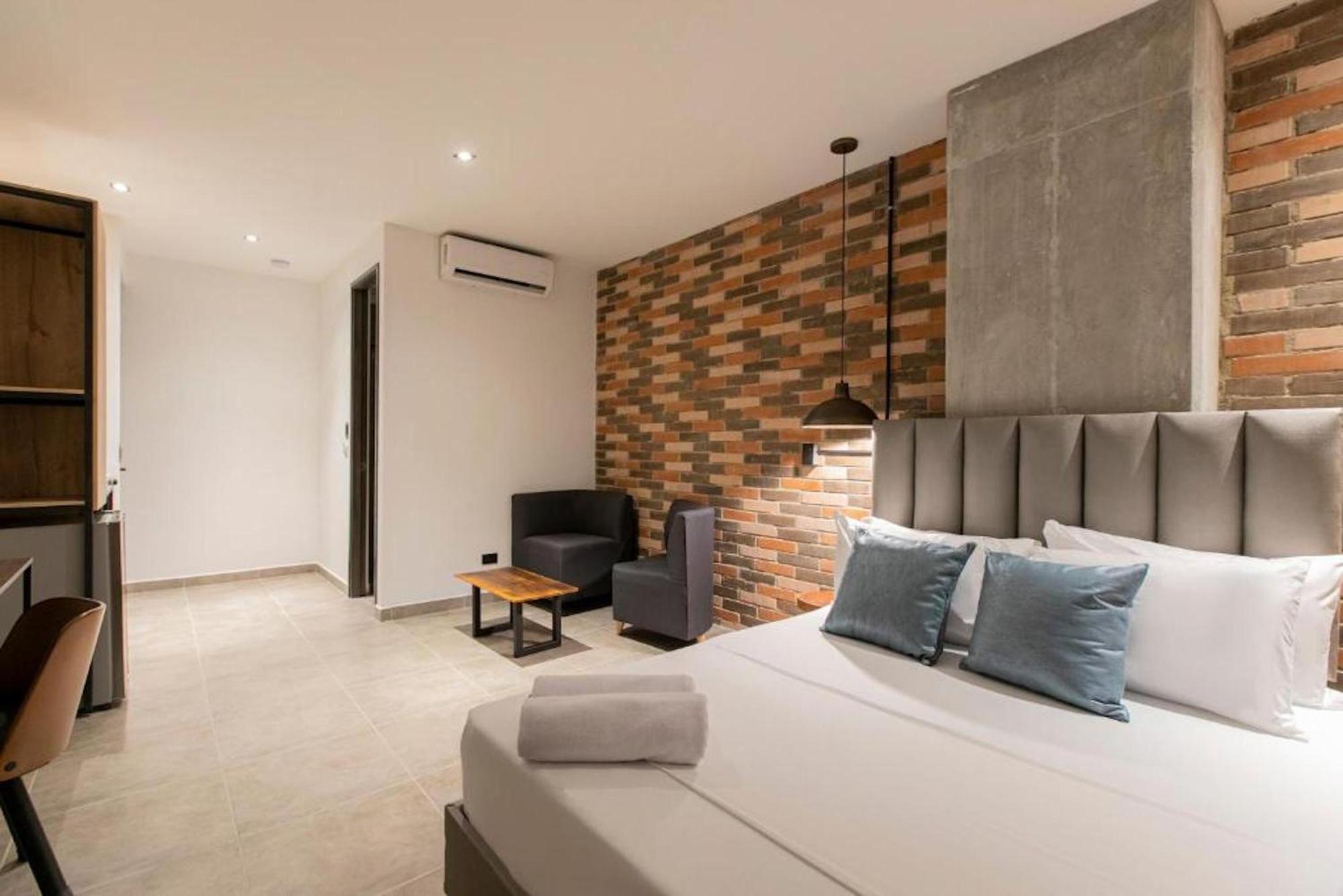 Apartahotel Medellin Ngoại thất bức ảnh